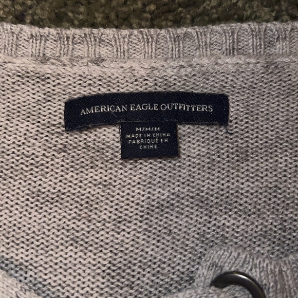 American Eagle Outfitters Light to Dark Gray Ombré Sweater - Size Medium - Picture 3 of 5